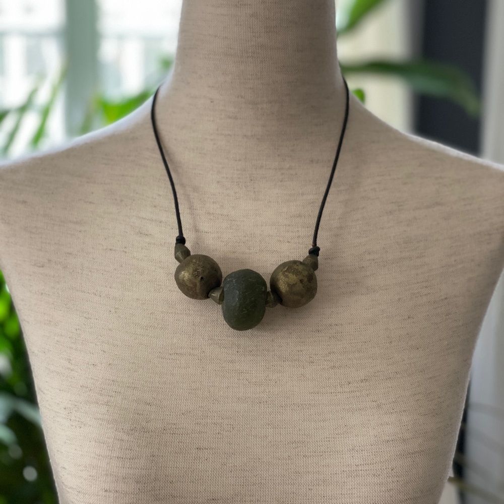 💸3/$20💸 African-Inspired Round Stone Statement Necklace